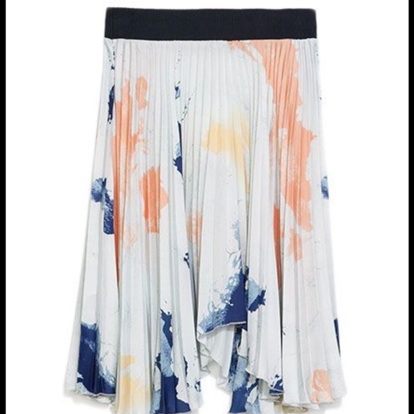 Zara ruffled paint splatter skirt - Picture 2 of 3